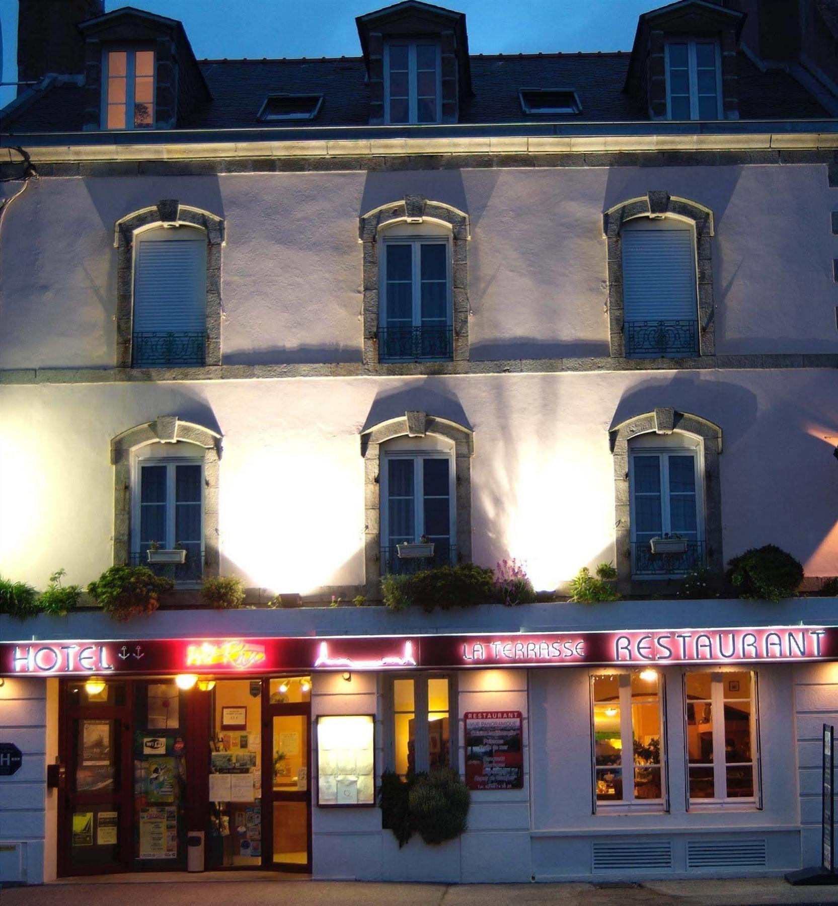 Cit'Hotel Du Port Rhu Douarnenez Buitenkant foto