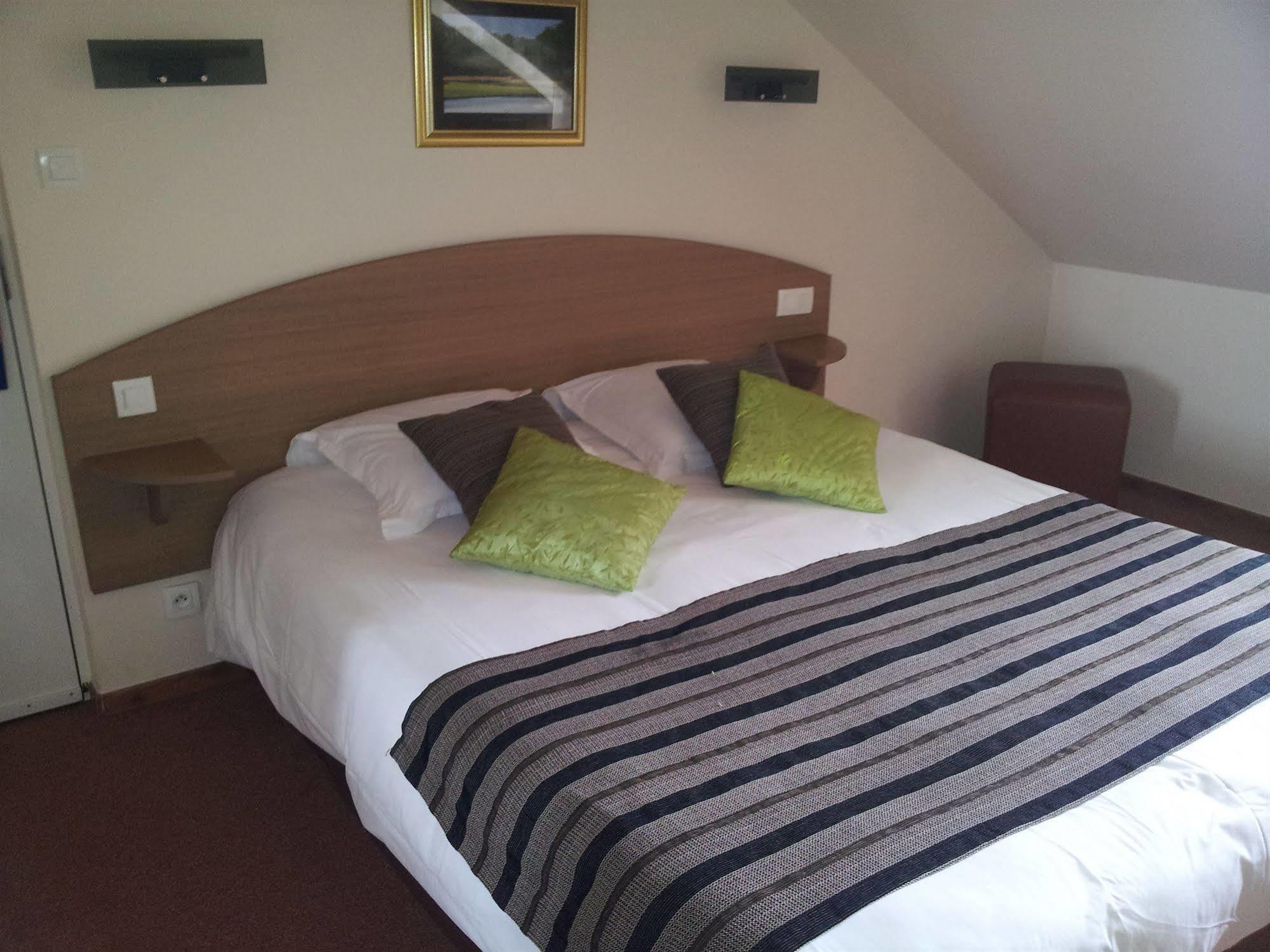 Cit'Hotel Du Port Rhu Douarnenez Buitenkant foto